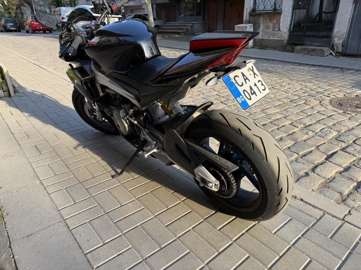 Aprilia Tuono 660 Factory - изображение 5