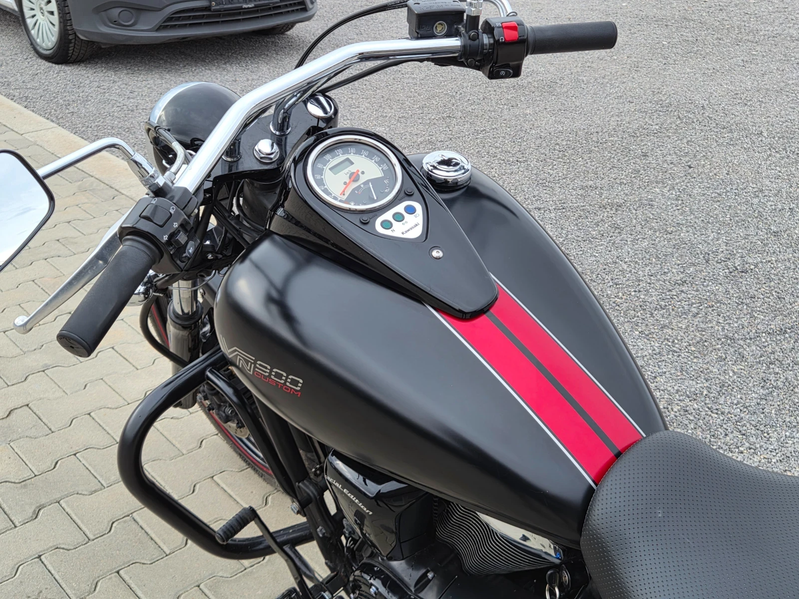 Kawasaki Vn 900 Custom 2011 година 32000 км. , снимка 11 - Мотоциклети и мототехника - 53951768