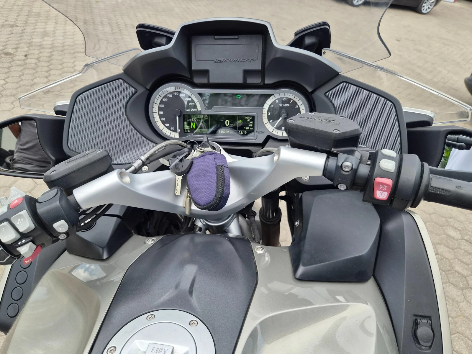 BMW R 1200RT-СУПЕР СЪСТОЯНИЕ, снимка 9 - Мотоциклети и мототехника - 55806750