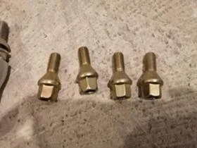 Болтове за джанти за Смарт Smart Forfour Fourtwo, снимка 1