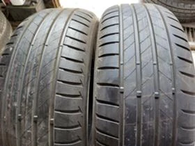 Гуми Летни 235/50R19, снимка 1