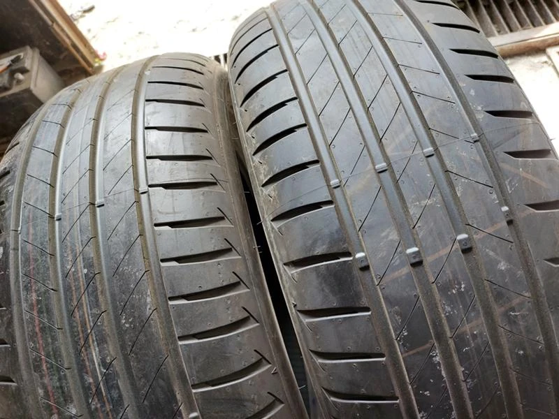 Гуми Летни 235/50R19, снимка 2 - Гуми и джанти - 36802482