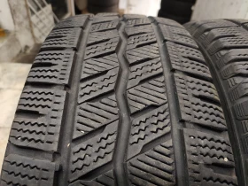 Гуми Зимни 215/65R16, снимка 1 - Гуми и джанти - 48981364