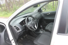 Hyundai I20 НА ЧАСТИ, ИТАЛИЯ, снимка 11