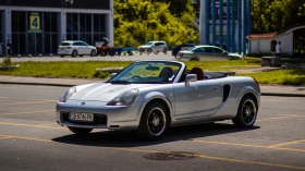 Toyota Mr2 Spyder | Mobile.bg    7