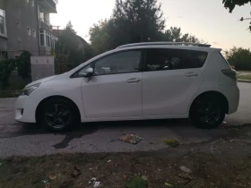 Обява за продажба на Toyota Verso 1.6 ~15 900 лв. - изображение 1