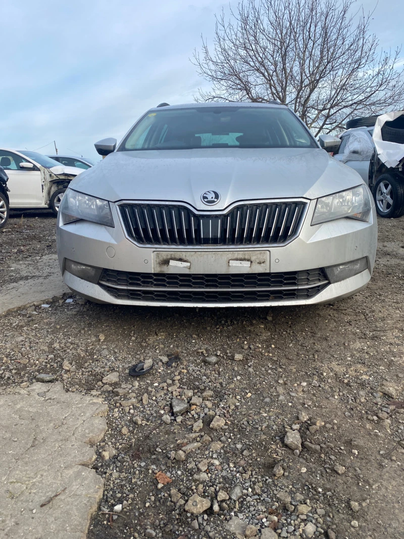 Skoda Superb 1.6tdi, снимка 1 - Автомобили и джипове - 43671744