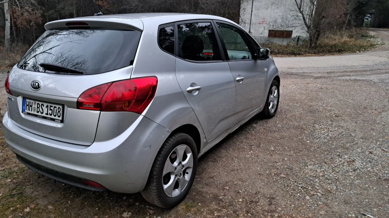 Kia Venga 1.4i LPG, снимка 6 - Автомобили и джипове - 46187175