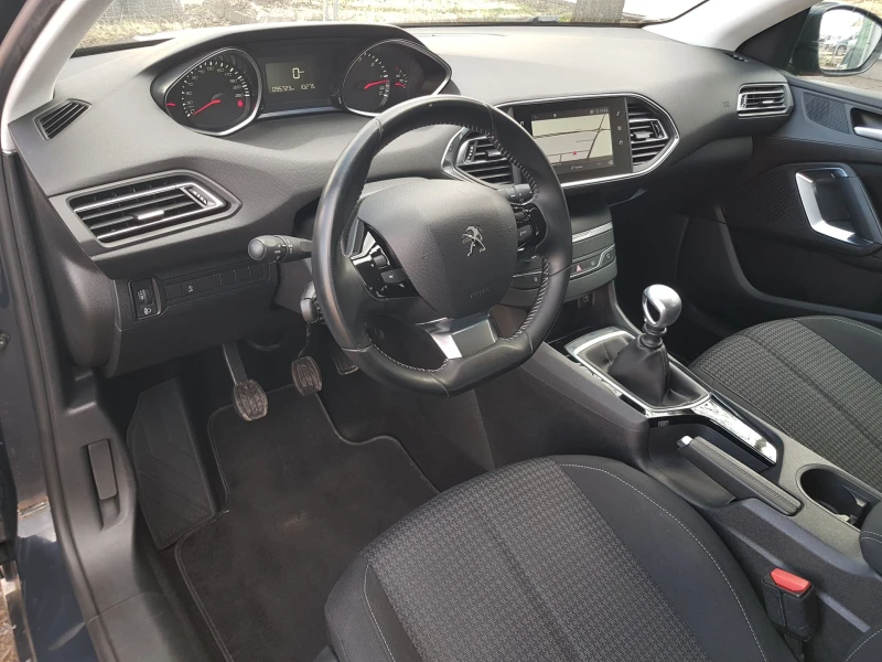 Peugeot 308 1.5 HDI 101ps, снимка 7 - Автомобили и джипове - 48725926