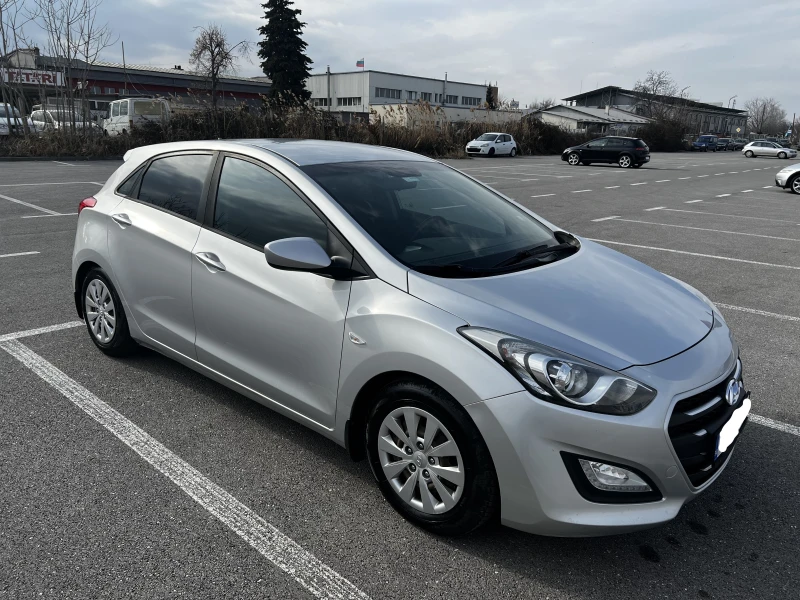 Hyundai I30 1.6 MPI, снимка 9 - Автомобили и джипове - 48956068