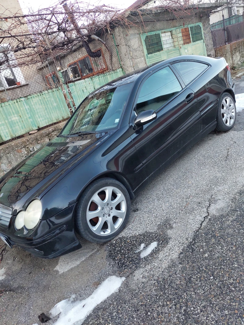 Mercedes-Benz C 220 Mercedes C 220 CDI 140кс., снимка 1 - Автомобили и джипове - 49398169