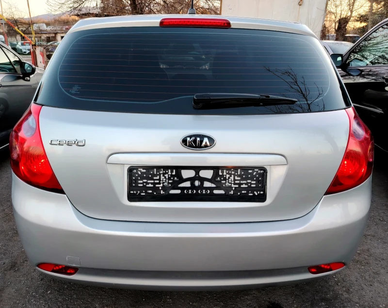 Kia Ceed 1.4i/Siti, снимка 6 - Автомобили и джипове - 49565514