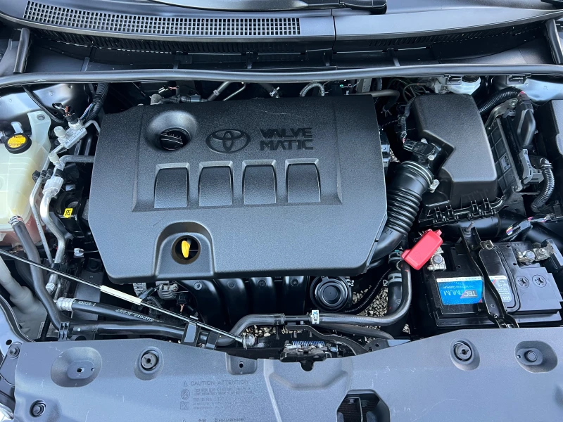 Toyota Avensis 1.8-NAVI FULL, снимка 17 - Автомобили и джипове - 52617005