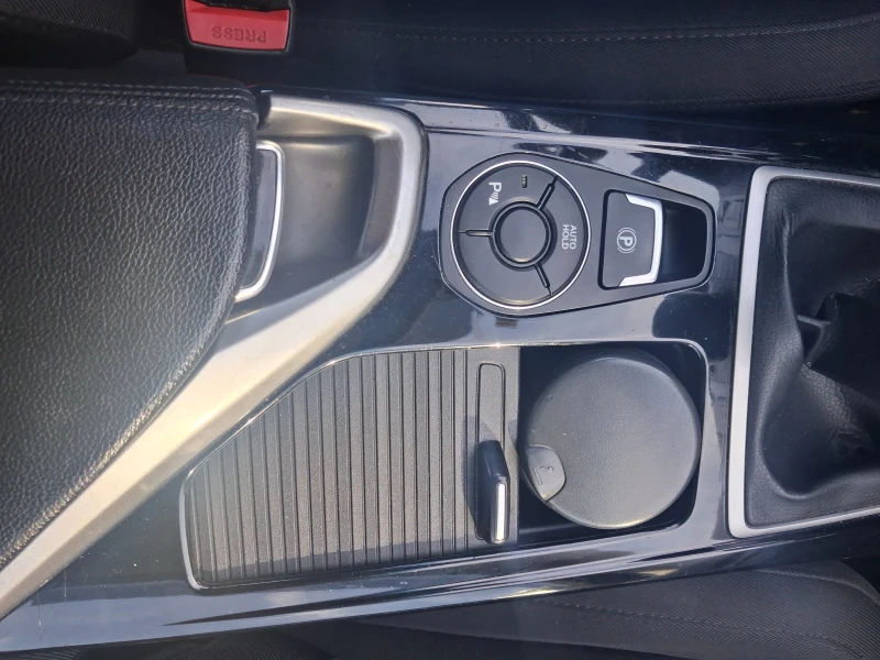 Hyundai I40 1.7 CRDI, снимка 12 - Автомобили и джипове - 52630133