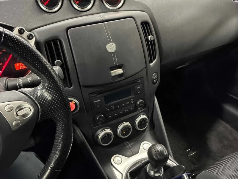 Nissan 370Z * Manual * CARFAX * ЦЕНА ДО БГ, снимка 9 - Автомобили и джипове - 53032168
