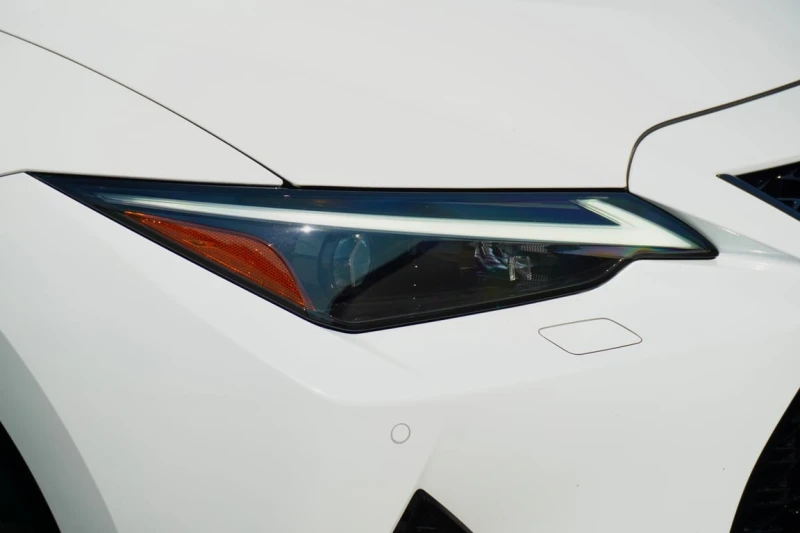 Lexus IS * 300 * F-SPORT * ОБДУХВАНЕ * ПОДГРЕВ* , снимка 17 - Автомобили и джипове - 53277110