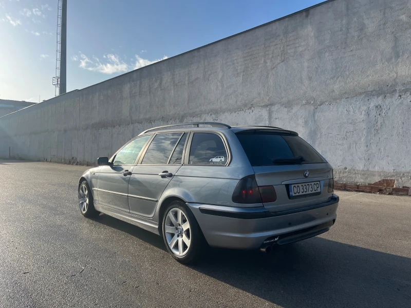 BMW 320 Фейслифт 6 скорости, снимка 4 - Автомобили и джипове - 53349533
