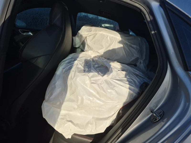 Audi Rs3 * * CARFAX * * АВТО КРЕДИТ * * , снимка 12 - Автомобили и джипове - 53488050