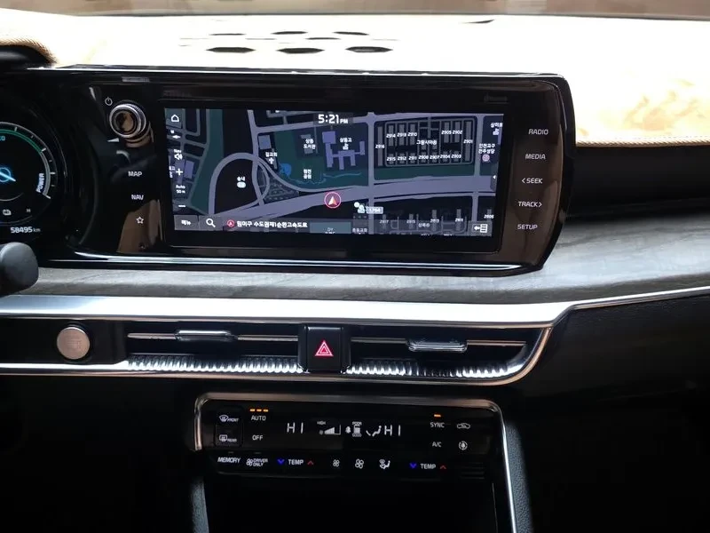 Kia K5 2.0 HYBRID, снимка 14 - Автомобили и джипове - 56497652