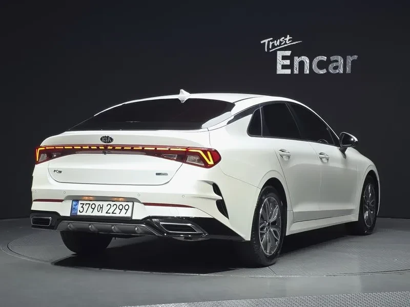 Kia K5 2.0 HYBRID, снимка 2 - Автомобили и джипове - 56497652