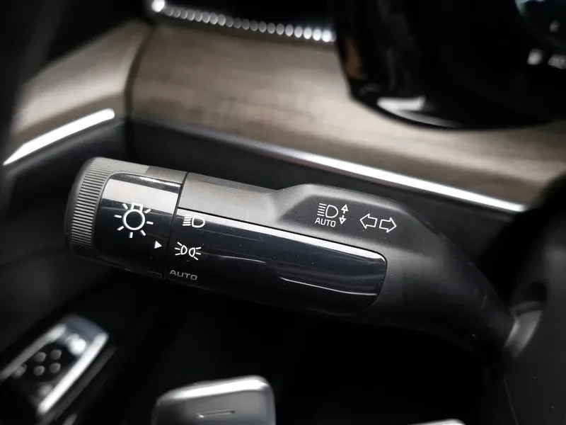 Kia K5 2.0 HYBRID, снимка 17 - Автомобили и джипове - 56497652