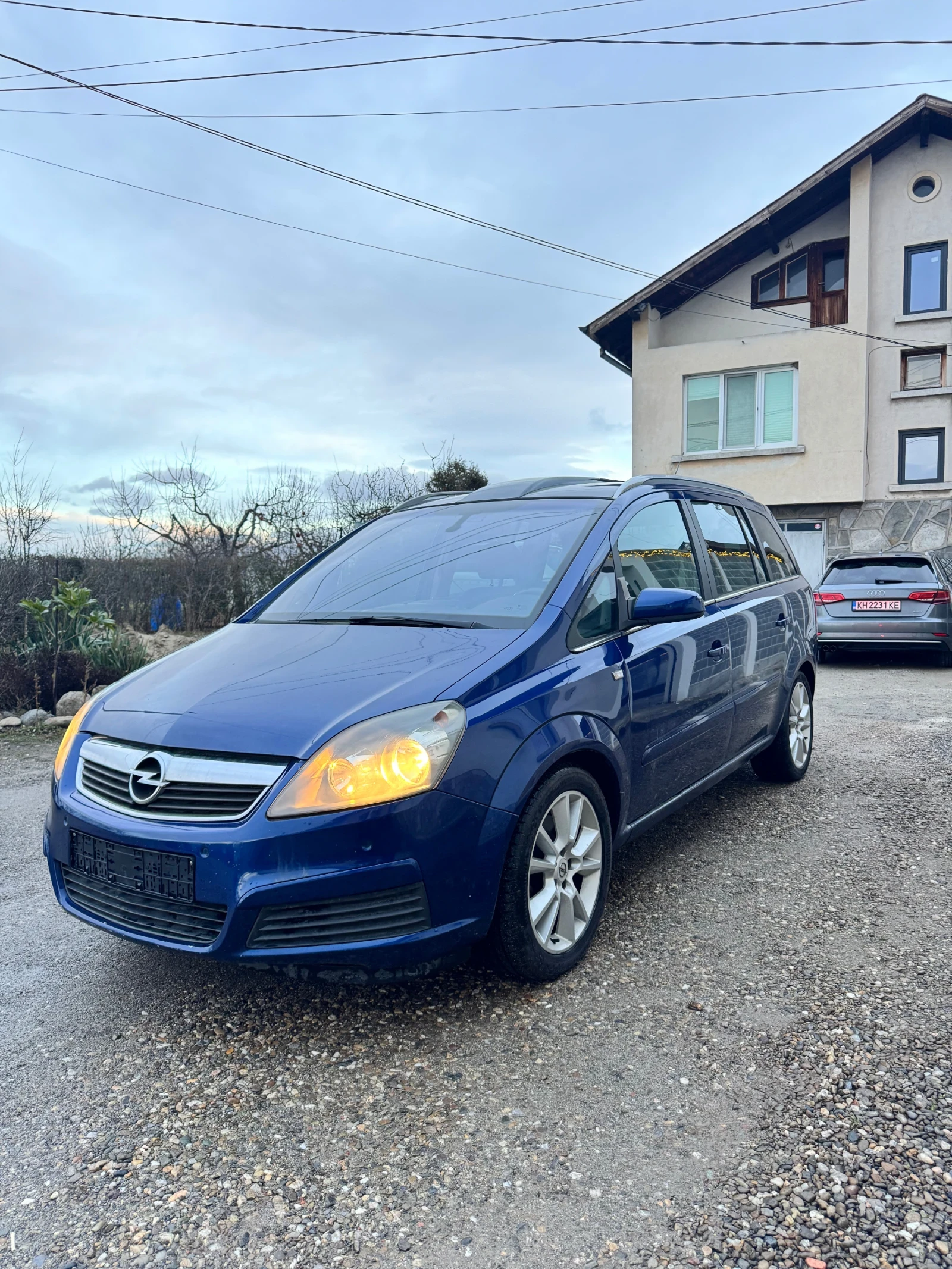 Opel Zafira 2.2 бензин 7МЕСТНА ТОП!!, снимка 1