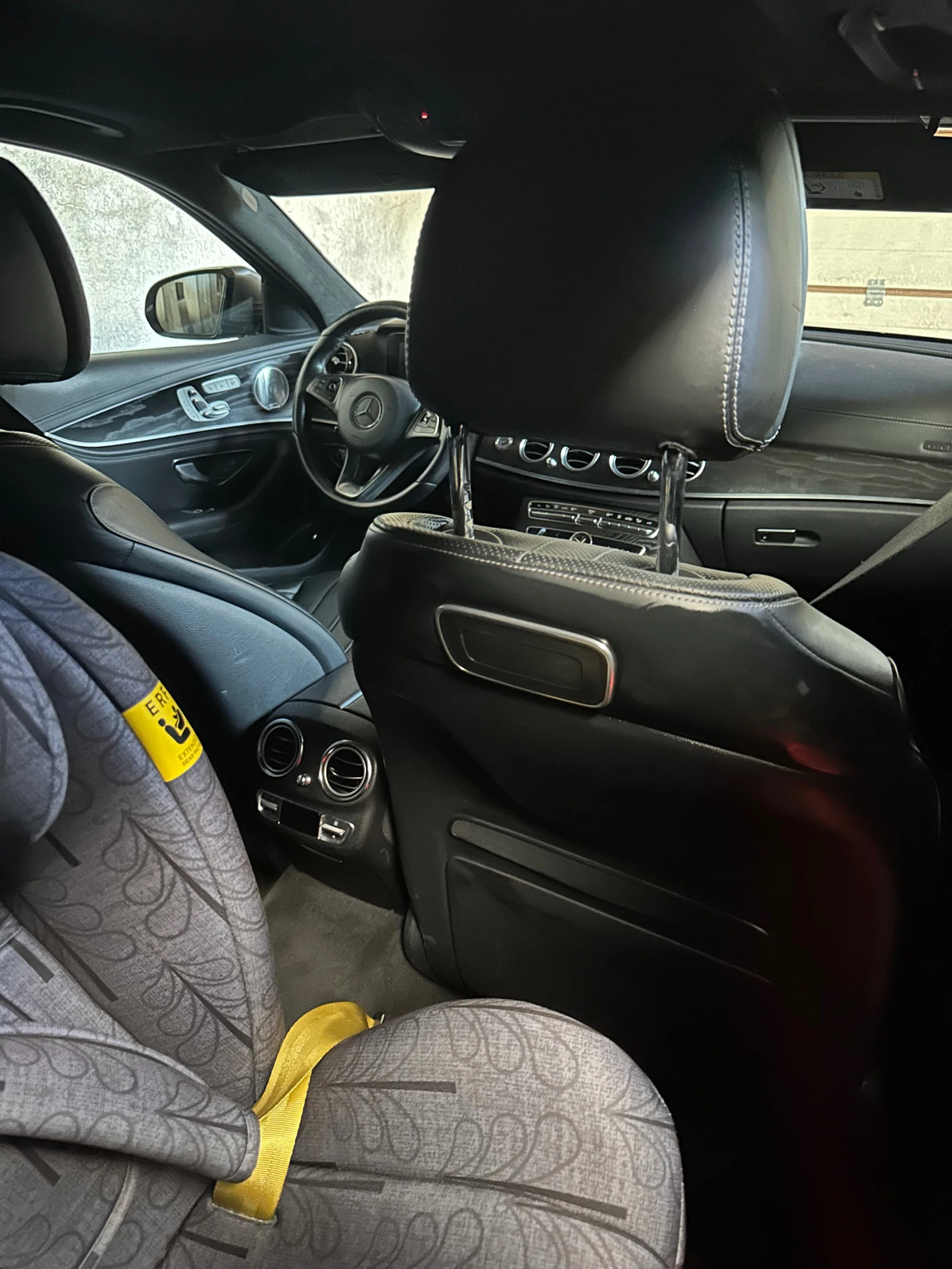 Mercedes-Benz E 220 D 4Matic All Terrain - изображение 8