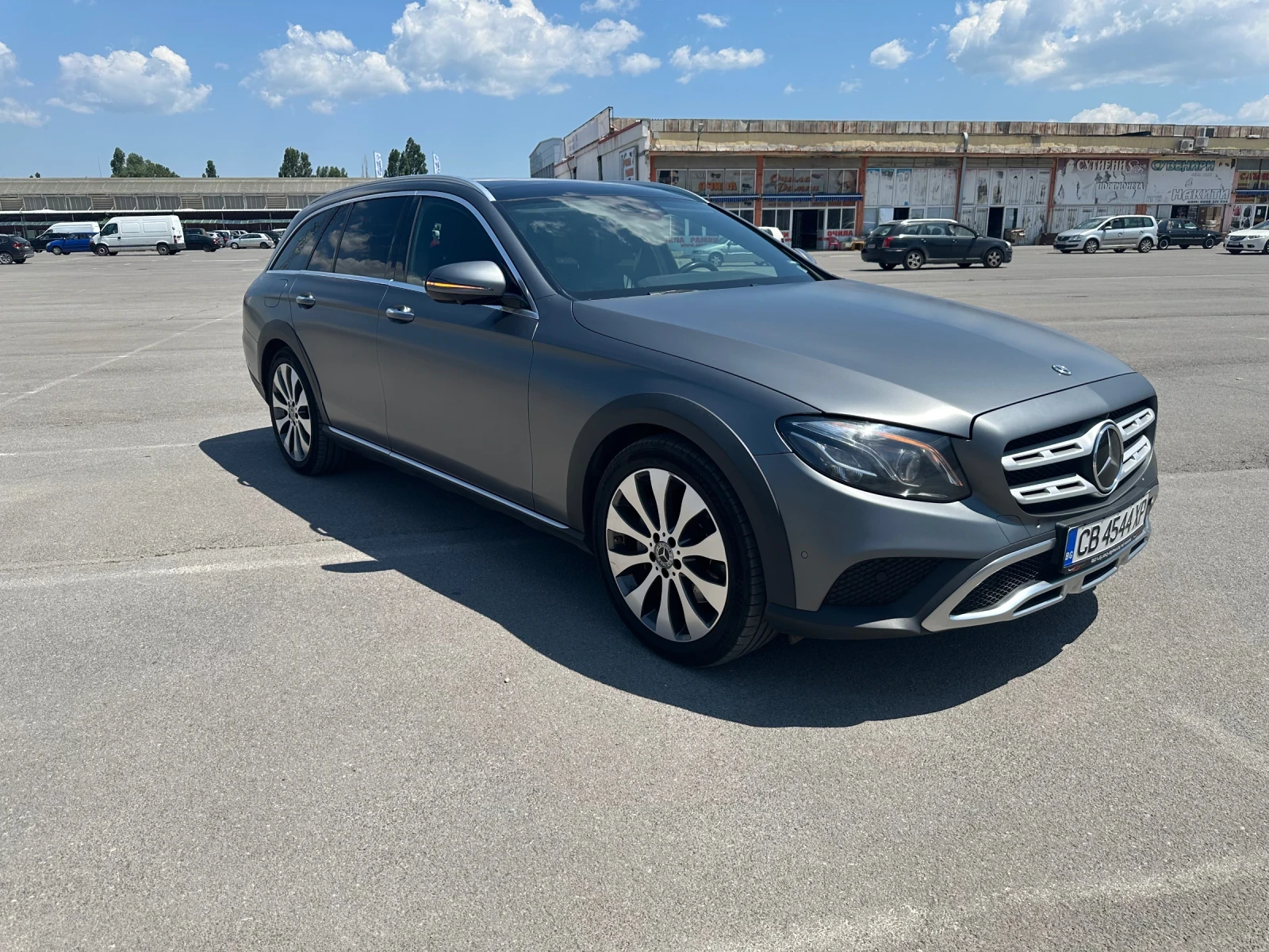 Mercedes-Benz E 220 D 4Matic All Terrain - изображение 5