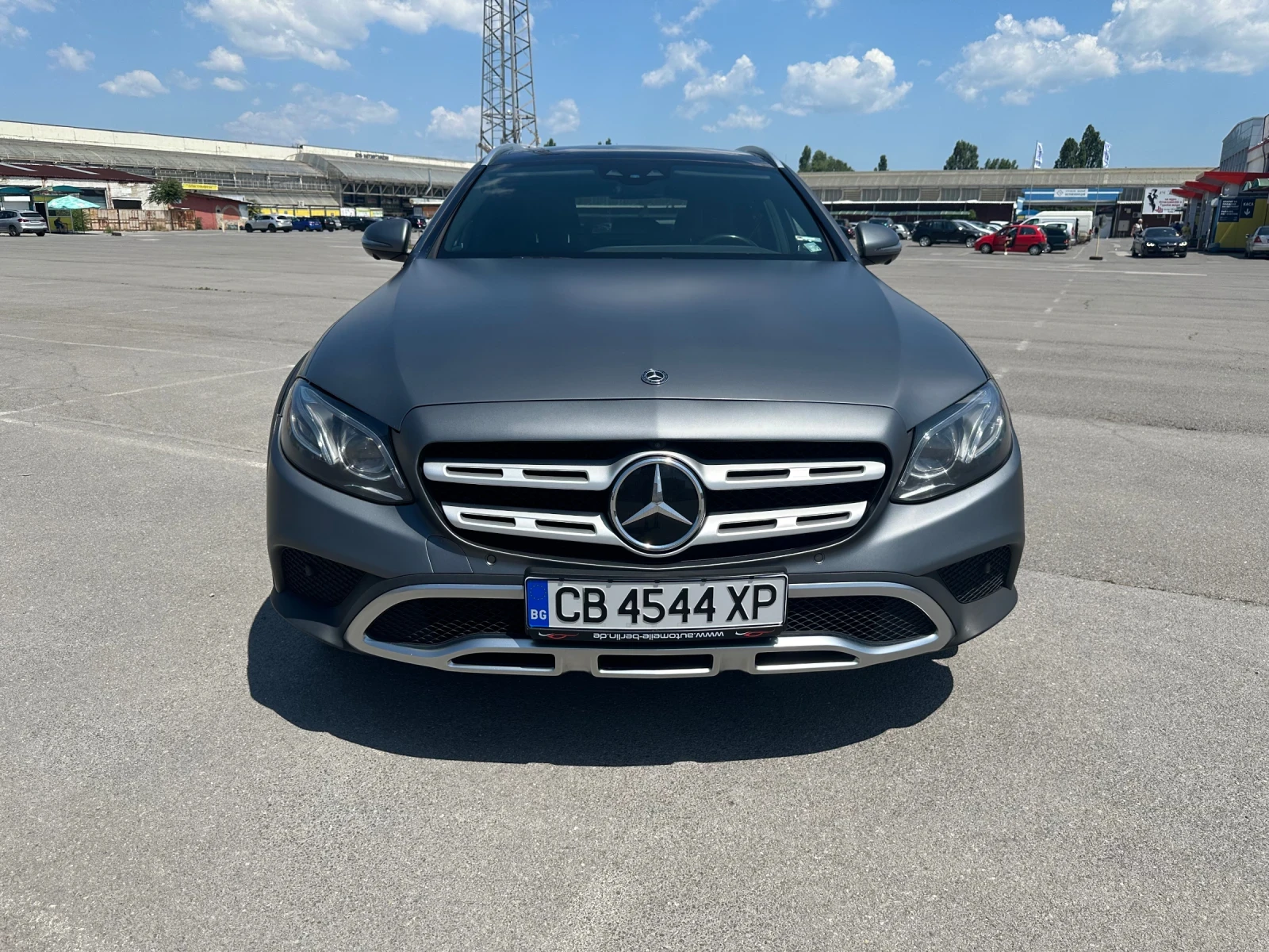 Mercedes-Benz E 220 D 4Matic All Terrain - изображение 2