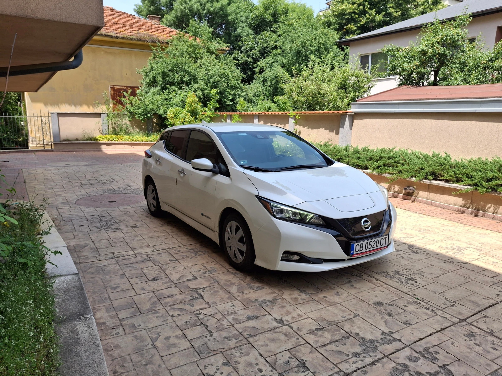 Nissan Leaf  SV - изображение 4