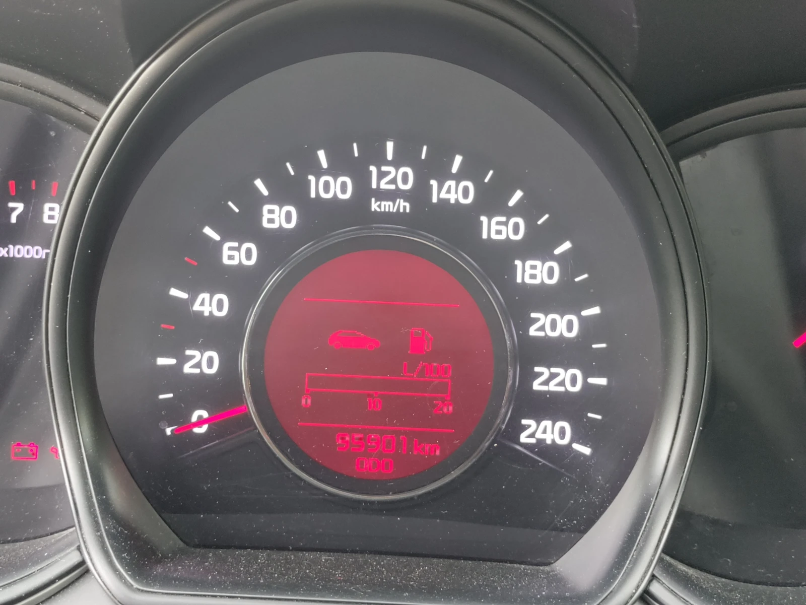 Kia Ceed  - изображение 10