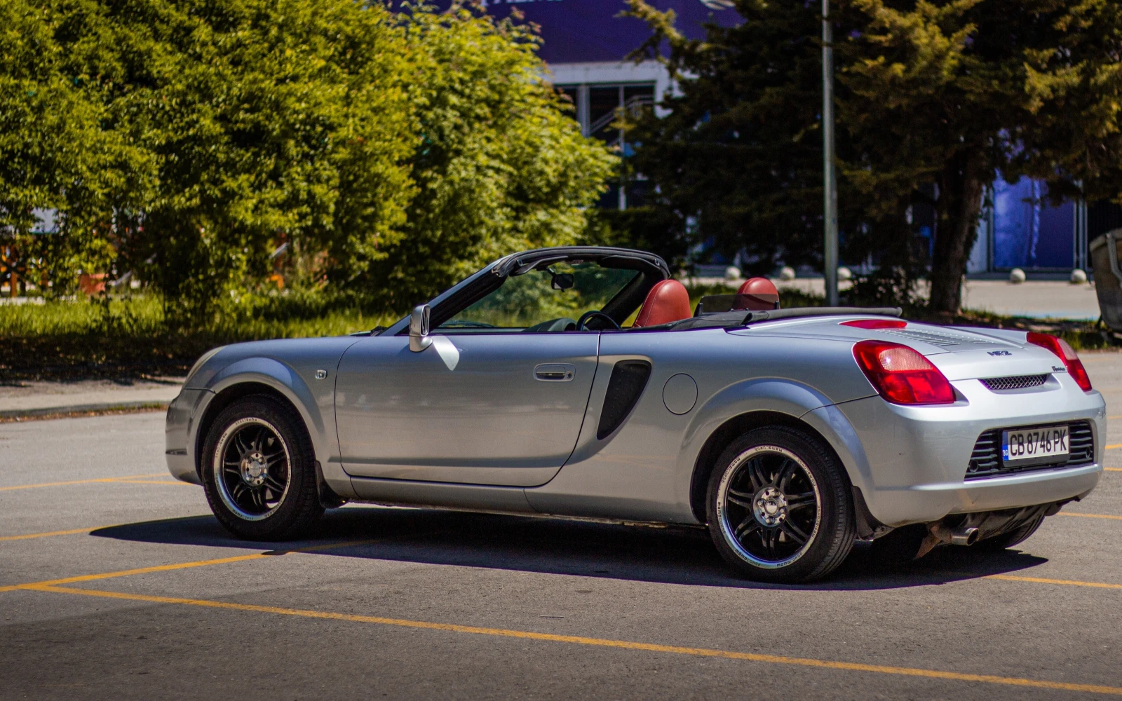 Toyota Mr2 Spyder - изображение 8
