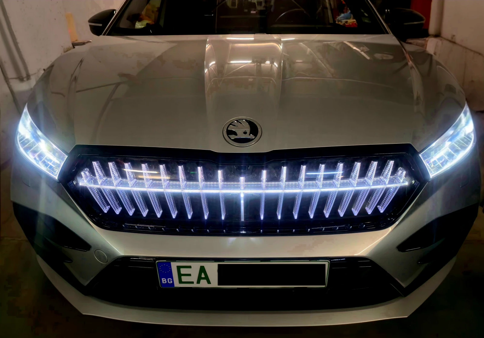 Skoda Enyaq VRS Coupe Long Range, 82kW, 4x4, 299 к.с. - изображение 7