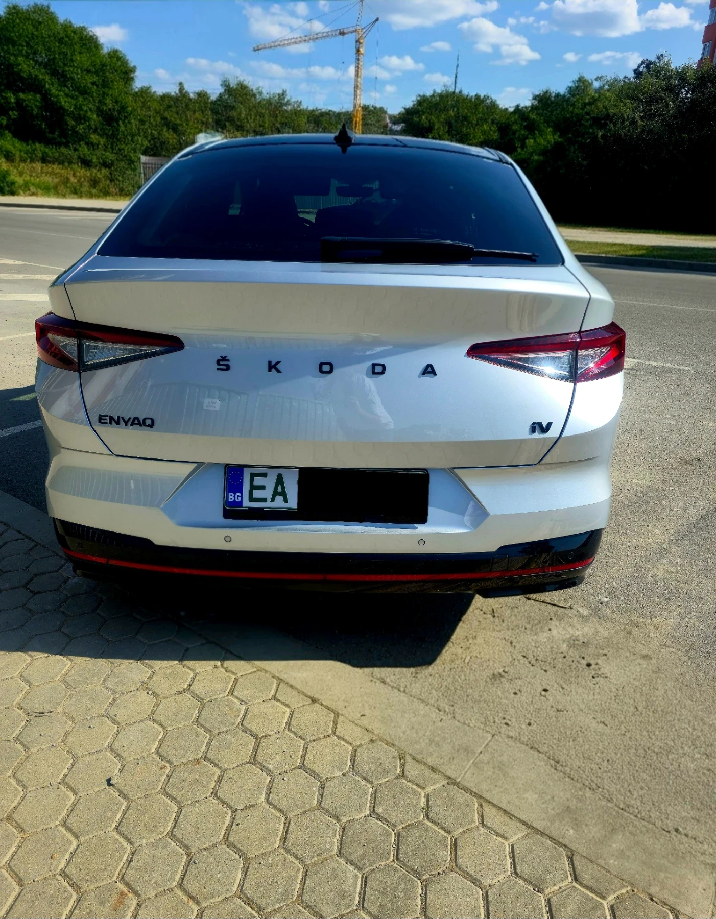 Skoda Enyaq VRS Coupe Long Range, 82kW, 4x4, 299 к.с. - изображение 4