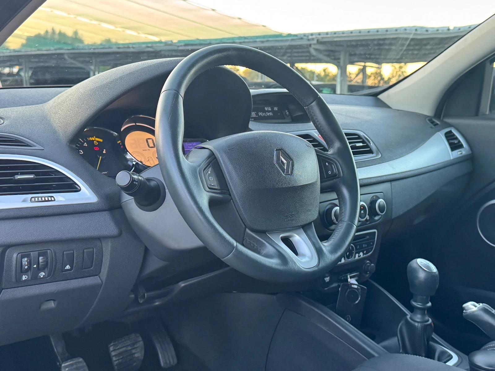 Renault Megane 1.5DCI ИТАЛИЯ - изображение 6