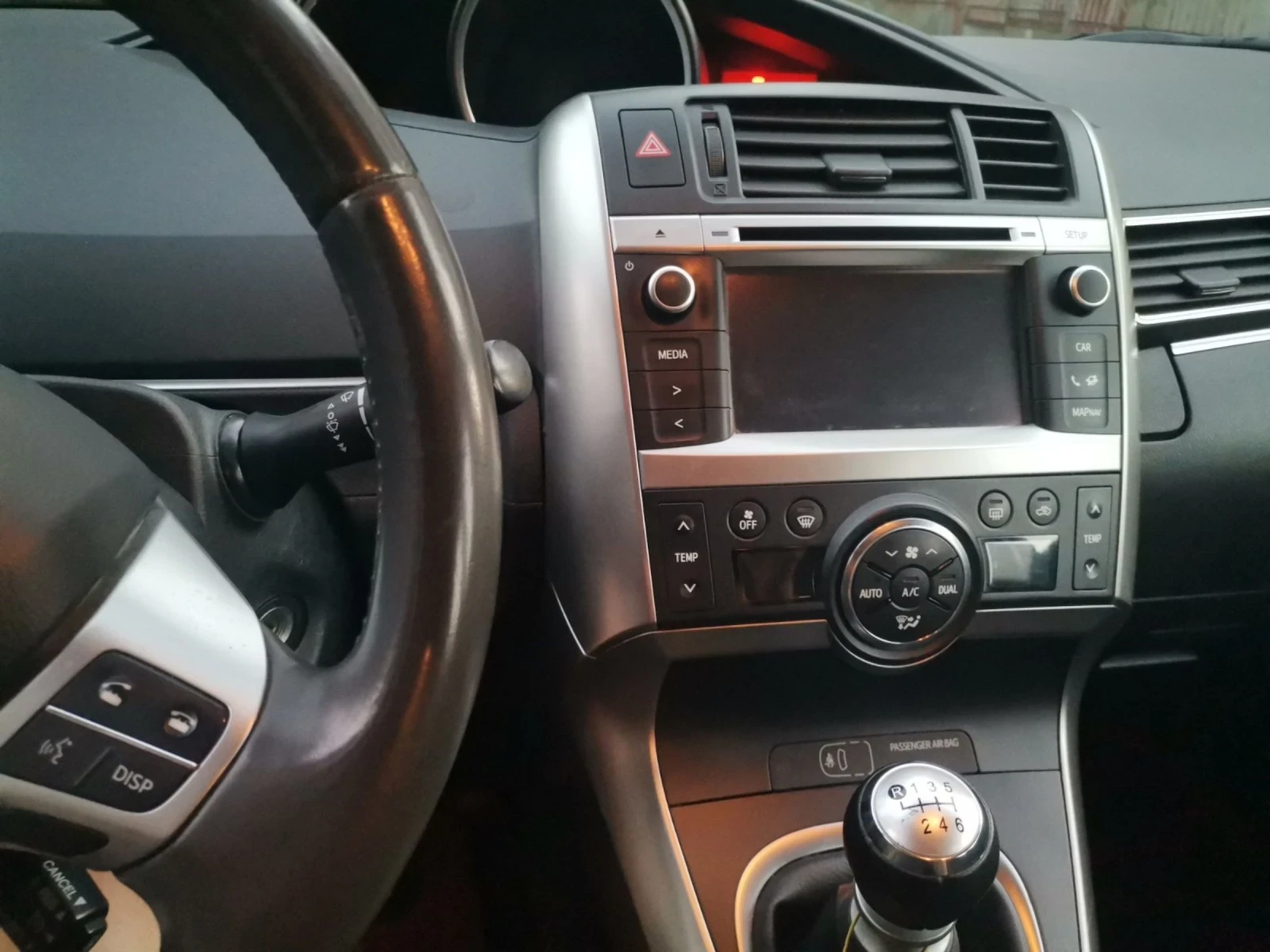 Toyota Verso 1.6 - изображение 10