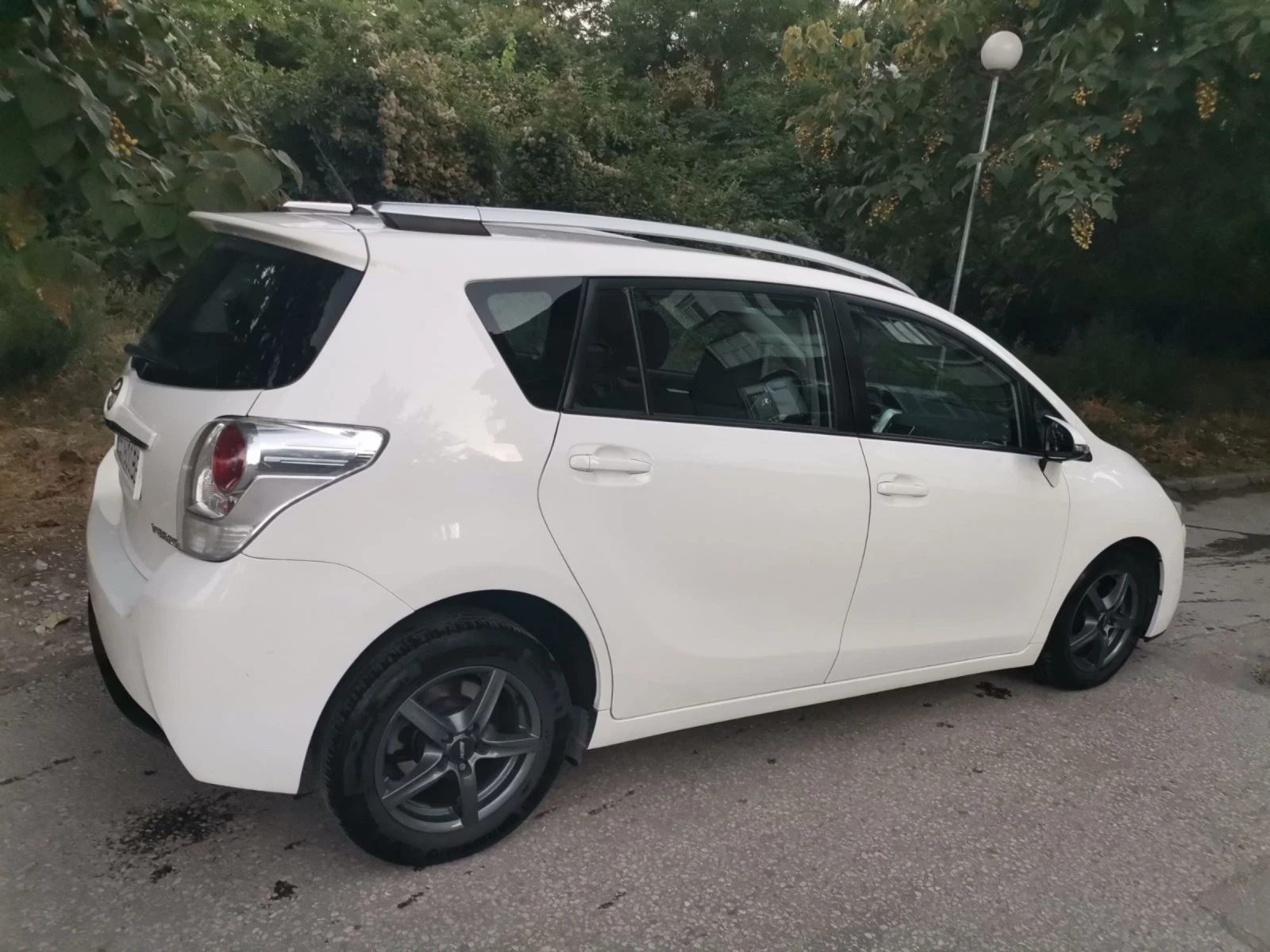 Toyota Verso 1.6 - изображение 4