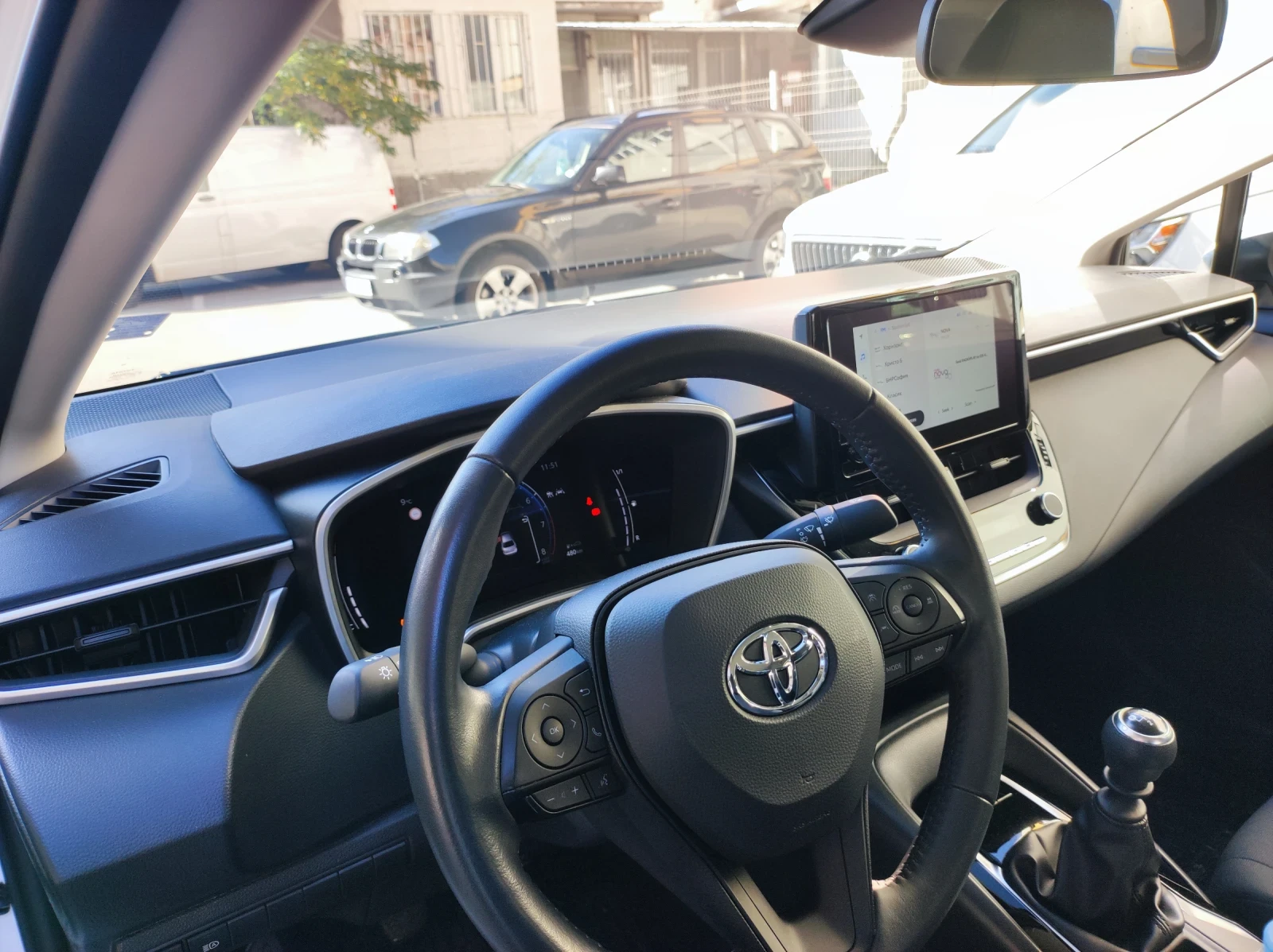 Toyota Corolla 1.5 TNGA 6 / Comfort  | Mobile.bg   10