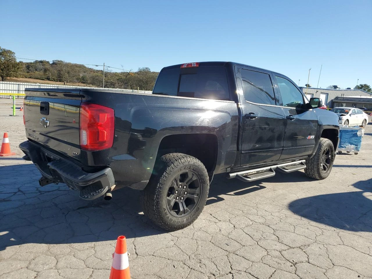 Chevrolet Silverado K1500 LTZ - изображение 6