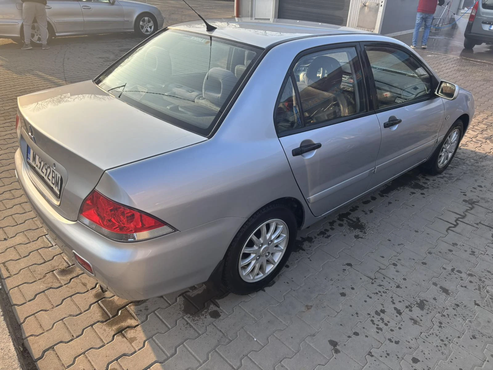 Mitsubishi Lancer 1.6, снимка 8 - Автомобили и джипове - 53763843