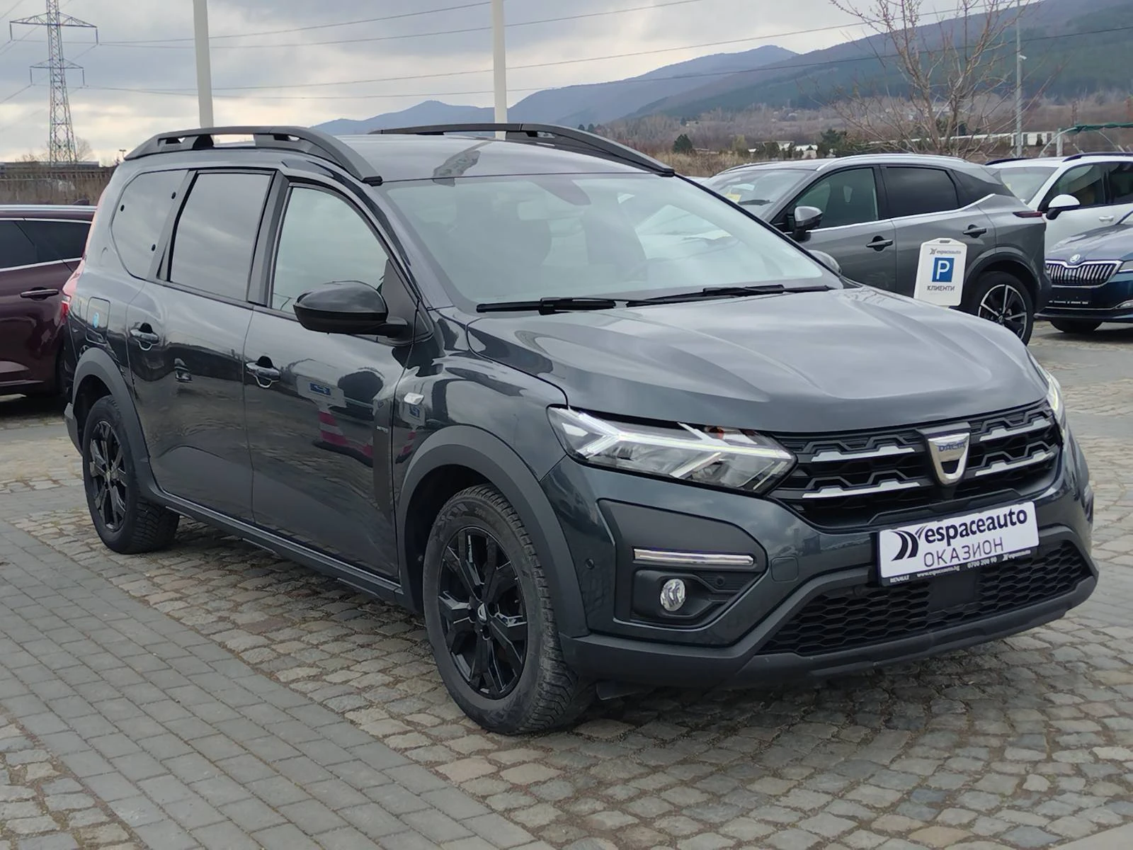 Dacia Jogger Extreme Tce/100 к.с/Бензин/Газ/6+ 1 места, снимка 3 - Автомобили и джипове - 53912520
