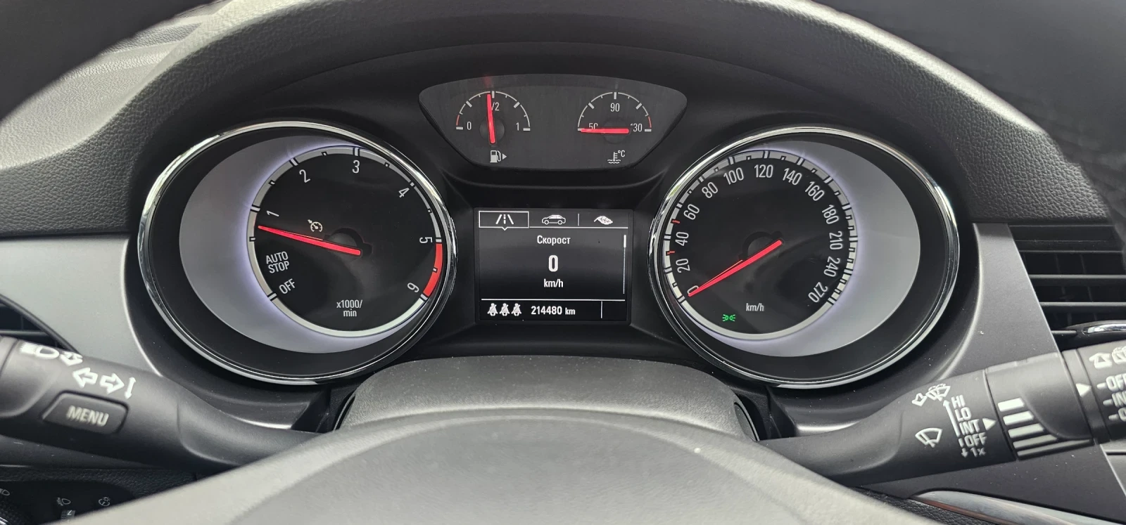 Opel Astra Sports Tourer 1.6 136hp, снимка 14 - Автомобили и джипове - 54046938