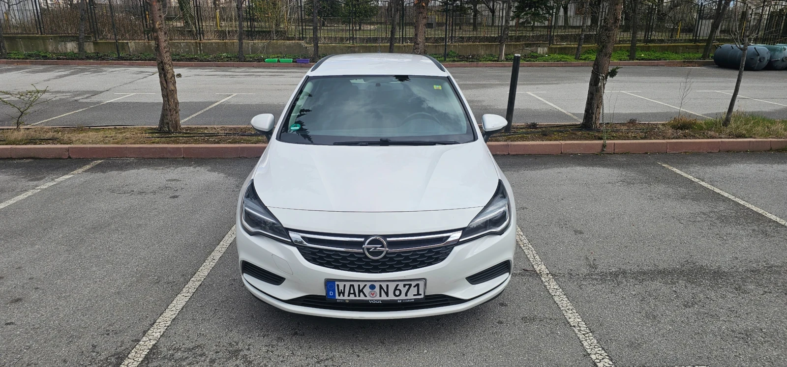 Opel Astra Sports Tourer 1.6 136hp
