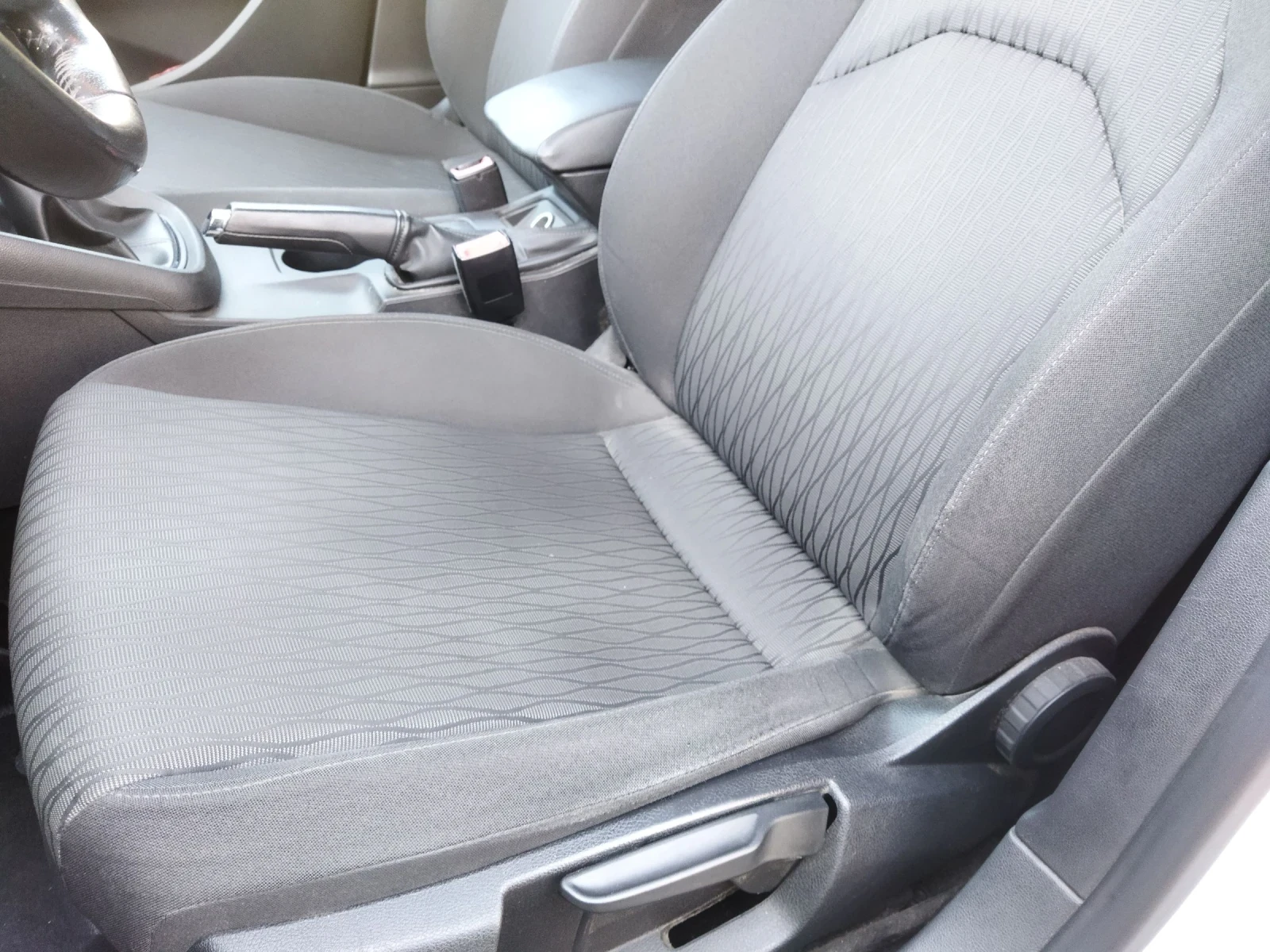 Seat Leon ST 1, 4 ACT/150/LPG EURO6, снимка 9 - Автомобили и джипове - 54065297