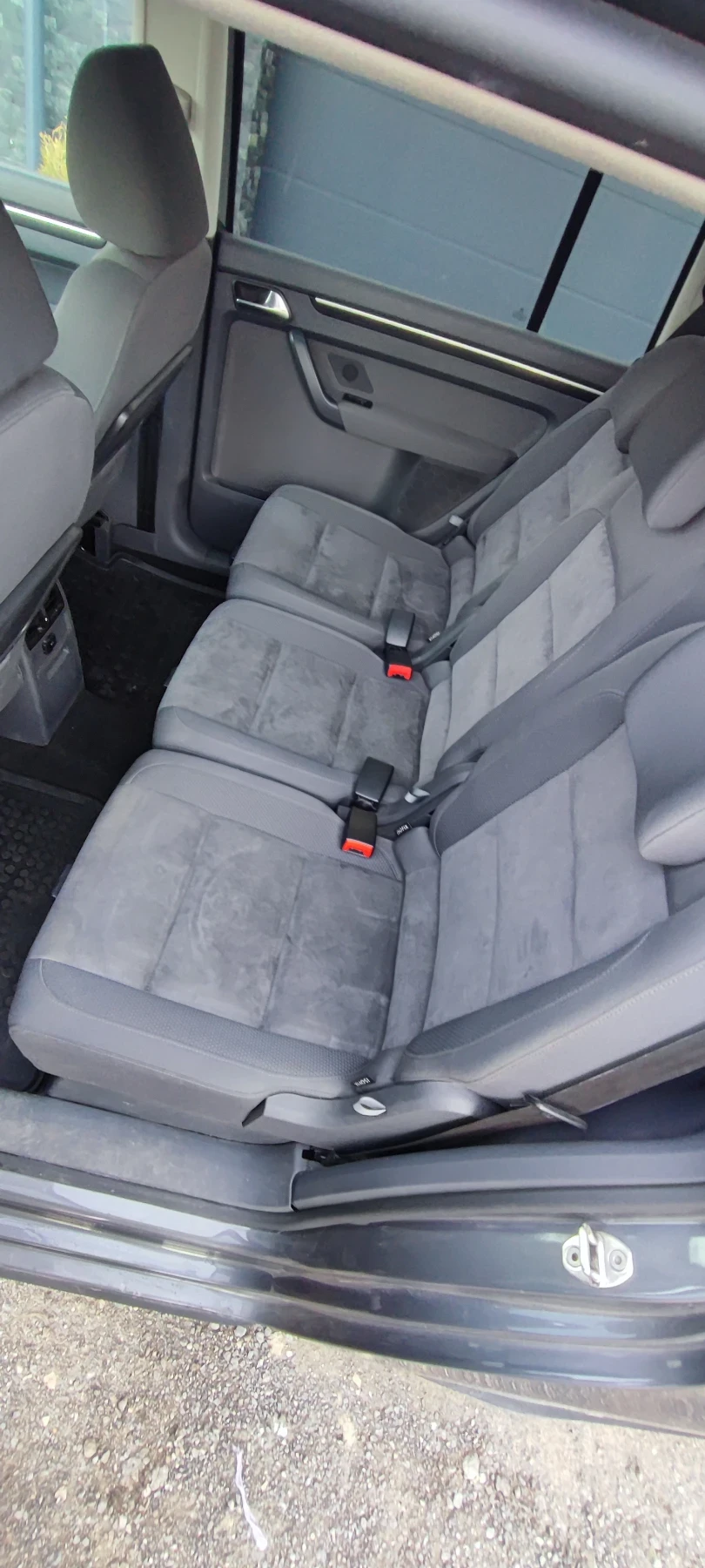 VW Touran 2.0 tdi , снимка 12 - Автомобили и джипове - 54194867