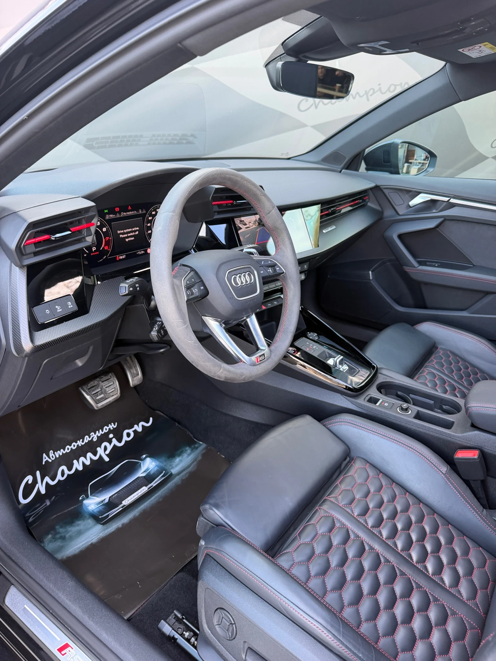 Audi Rs3 Бартер лизинг, снимка 7 - Автомобили и джипове - 54311369