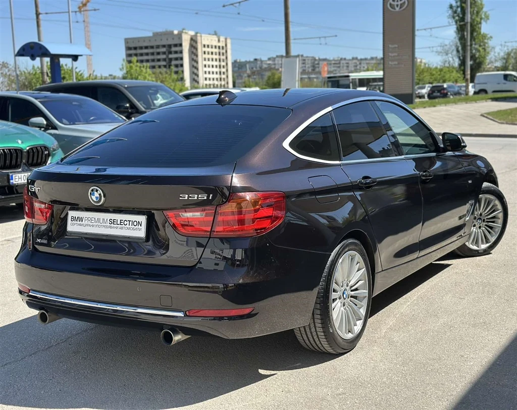 BMW 335 xDrive Gran Turismo, снимка 2 - Автомобили и джипове - 54364629