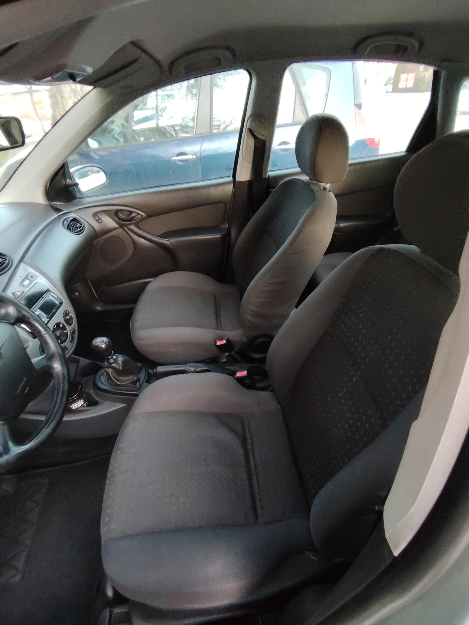 Ford Focus 1.8, снимка 11 - Автомобили и джипове - 54393511