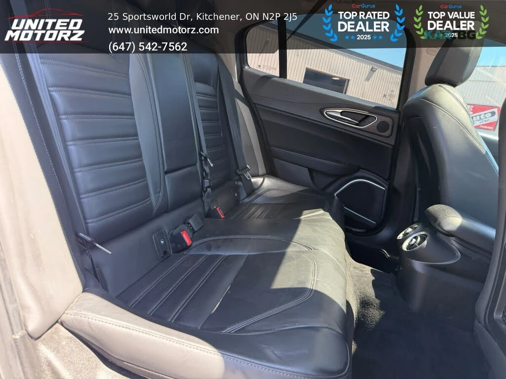 Alfa Romeo Giulia Ti Q4 * АвтоКредит* (ЦЕНА ДО БГ), снимка 16 - Автомобили и джипове - 55222801