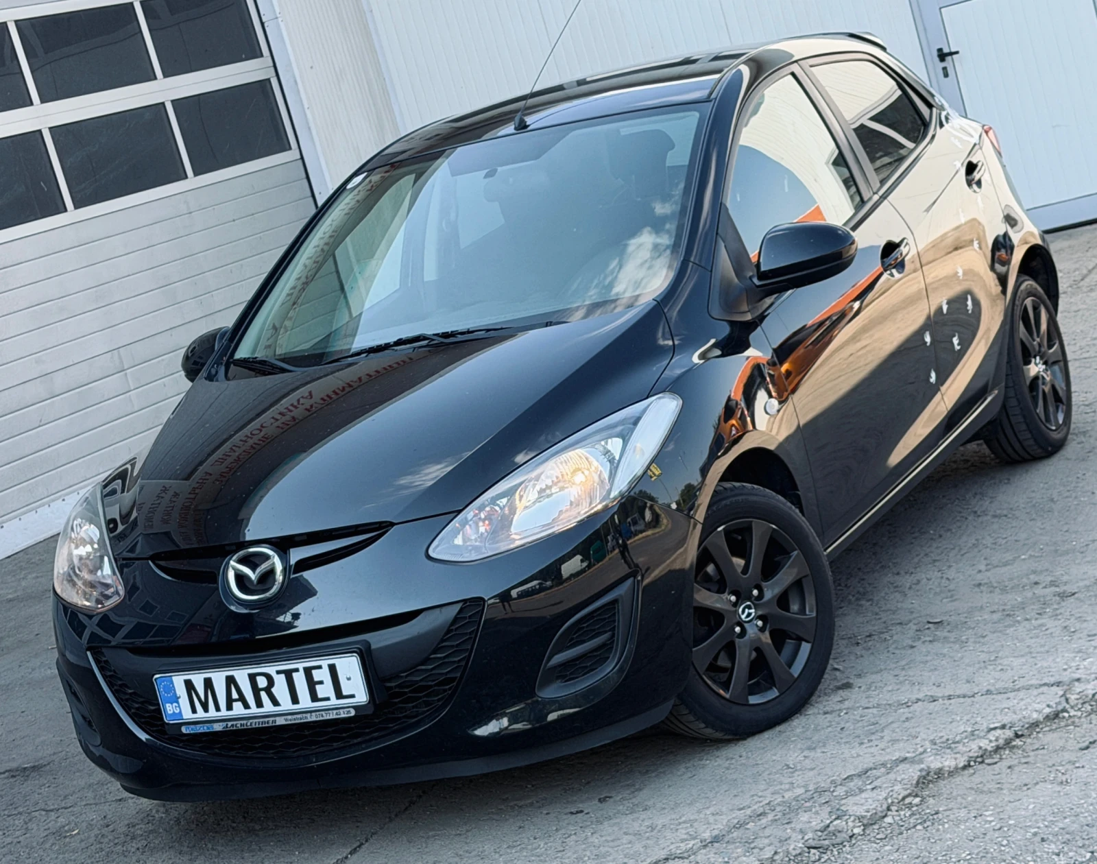 Mazda 2 1.3i / КЛИМА / TAMURA